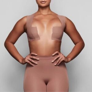 Tahari Body Tape Black and Nude D6